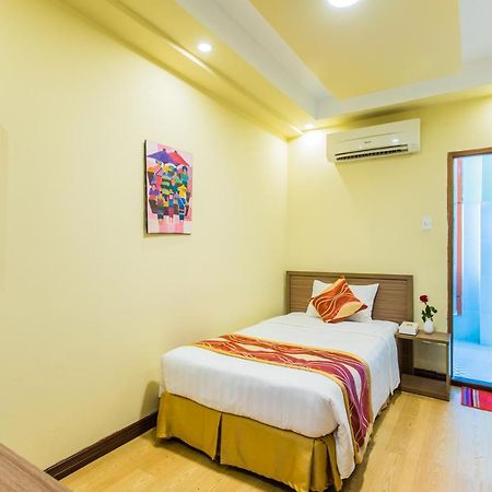Golden Gate China Town Hotel Yangon Ngoại thất bức ảnh