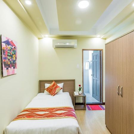 Golden Gate China Town Hotel Yangon Ngoại thất bức ảnh
