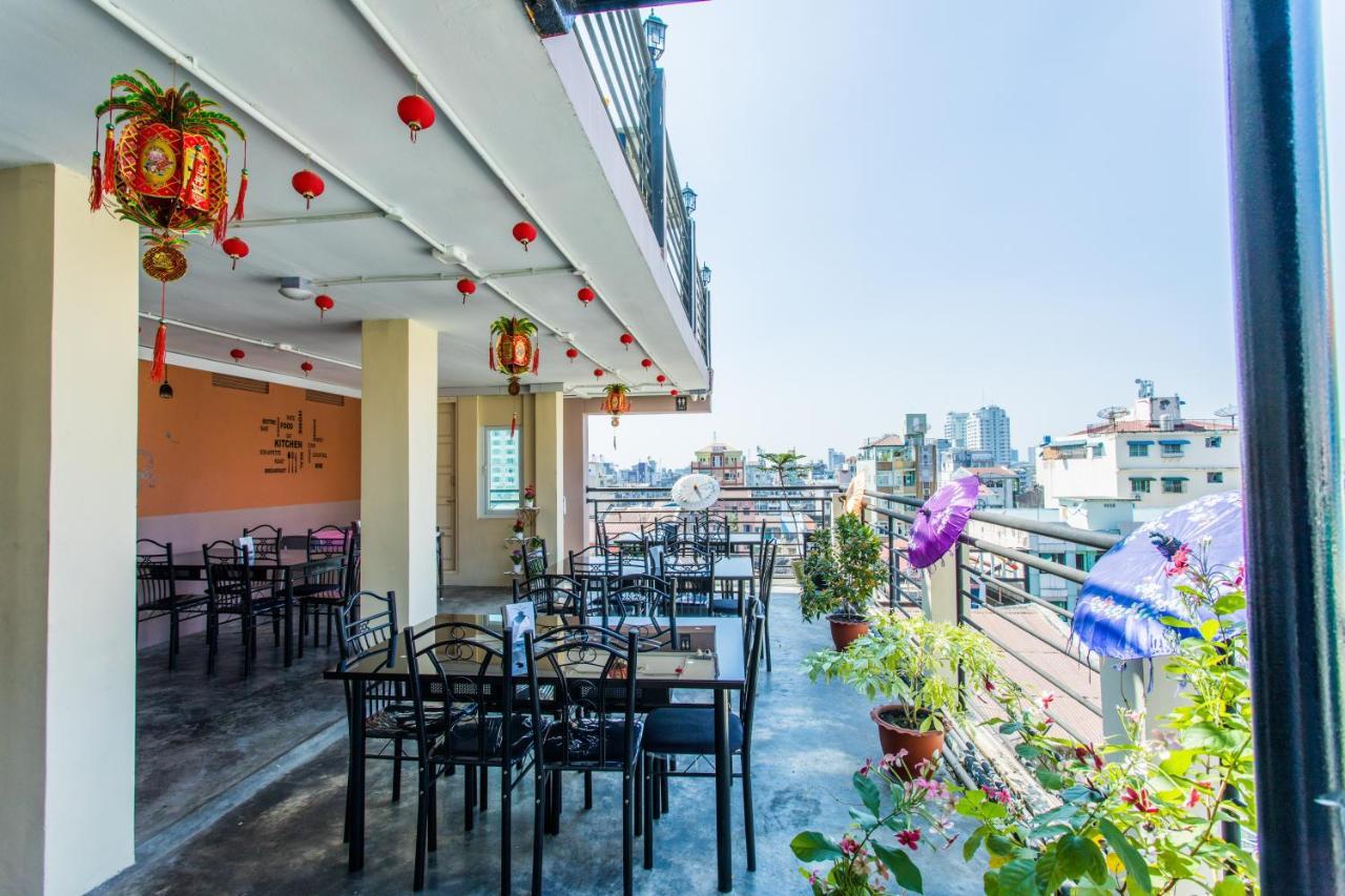 Golden Gate China Town Hotel Yangon Ngoại thất bức ảnh